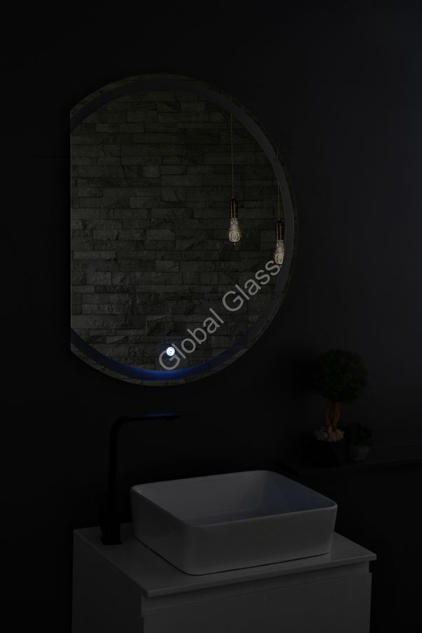 Дзеркало з LED підсвіткою та сенсором 750х900мм. у ванну кімнату кругле,зріз зліва MR-17 Global Glass